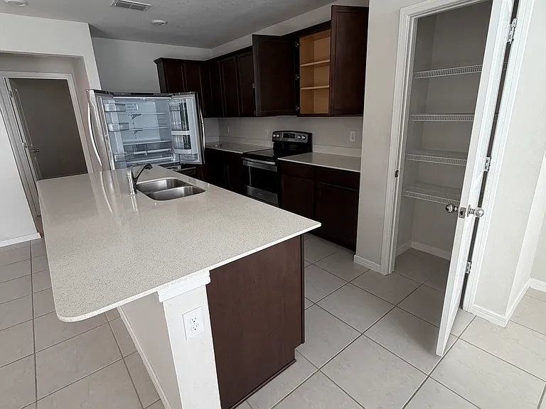 30344 Marquette Ave — Photo 11