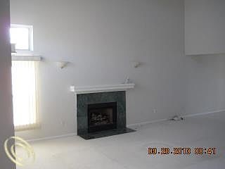 3rd image of 25247 Warren Dr #110