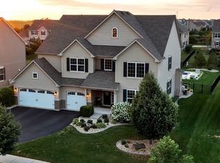 12460 Glazier St, Huntley, IL 60142