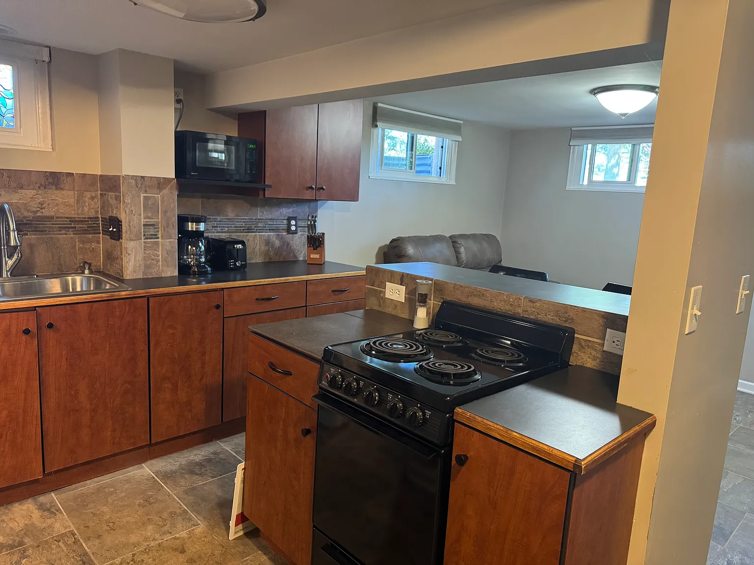 1 bed, 500 sqft, $1,300 — Photo 4