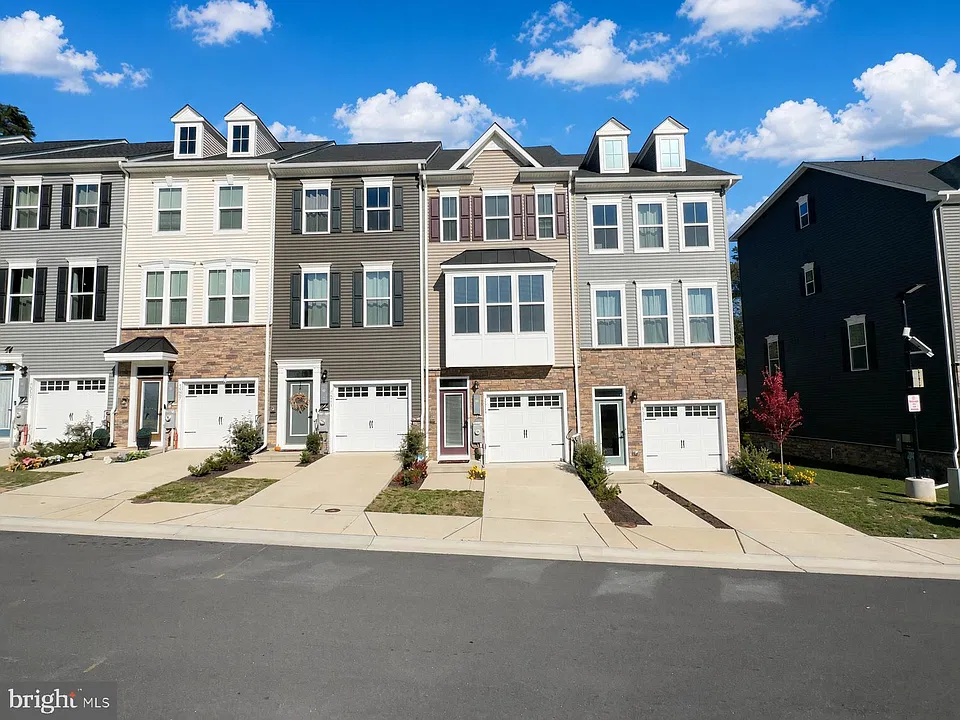 7513 Bharat Way