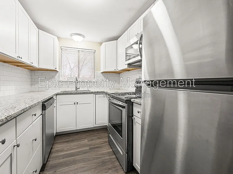 1030 Montie Rd — Photo 2