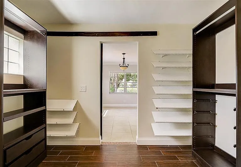 9387 Richmond Cir — Photo 10