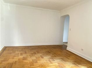 4112 41st St APT 2N, Queens, NY 11104
