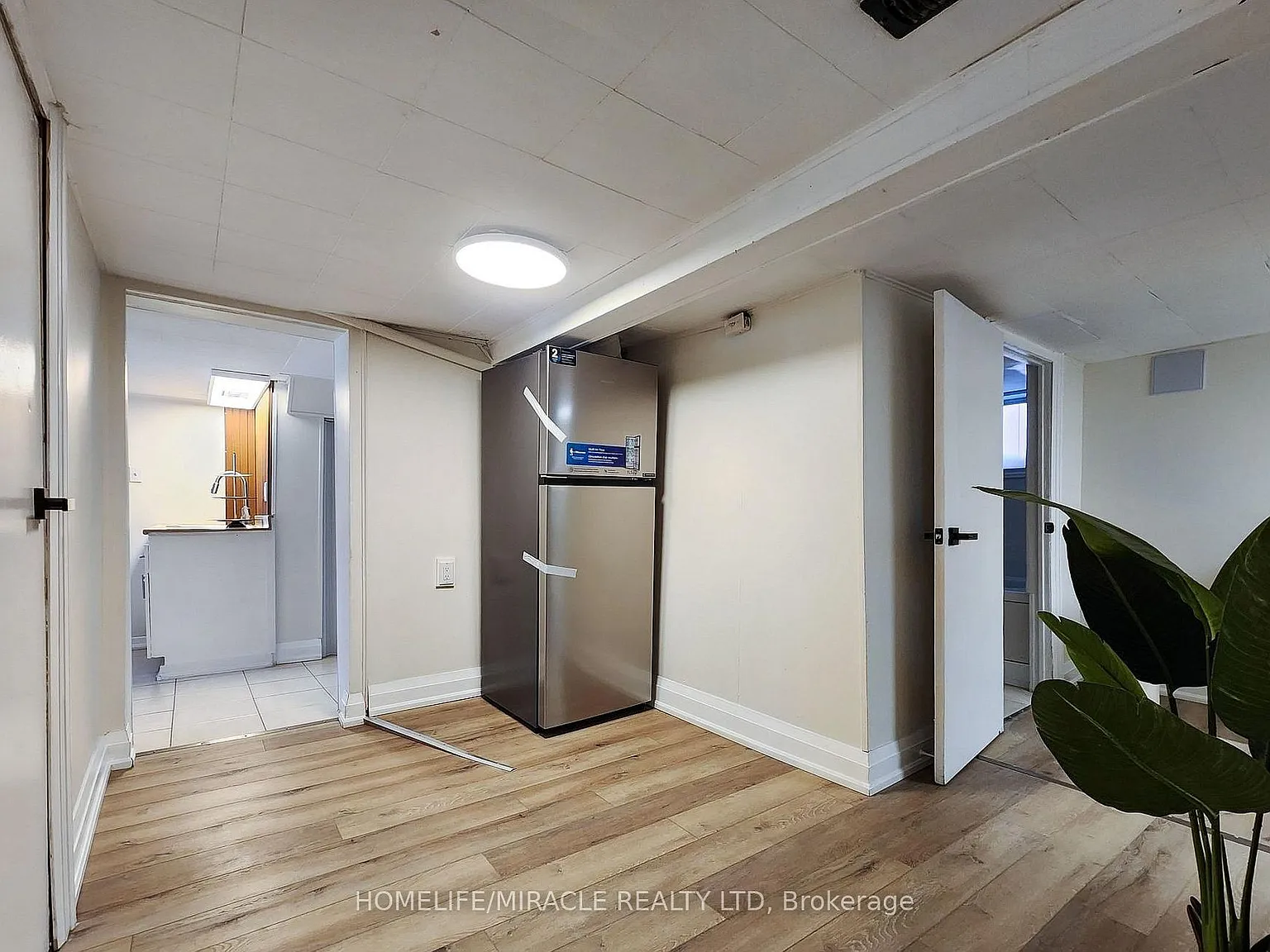 2 bed, $1,800 — Photo 4