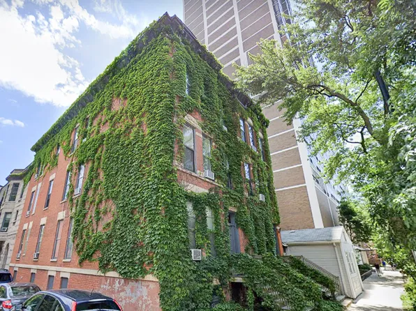 1763 N Wells St APT 3R, Chicago, IL 60614