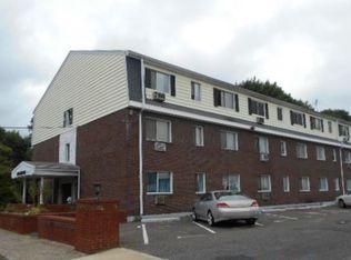 250 N Bishop Ave APT 2, Bridgeport, CT 06610