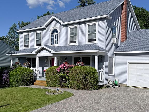2nd image of 13 Oakwood Drive