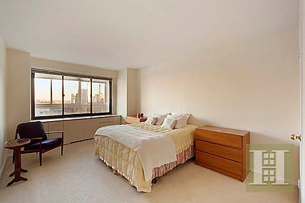 5th image of 530 E 72nd St APT 7E
