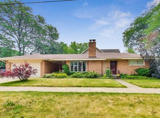 757 S Prospect Ave, Elmhurst, IL 60126