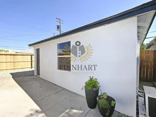 1584 N Carruth Ave, Fresno, CA