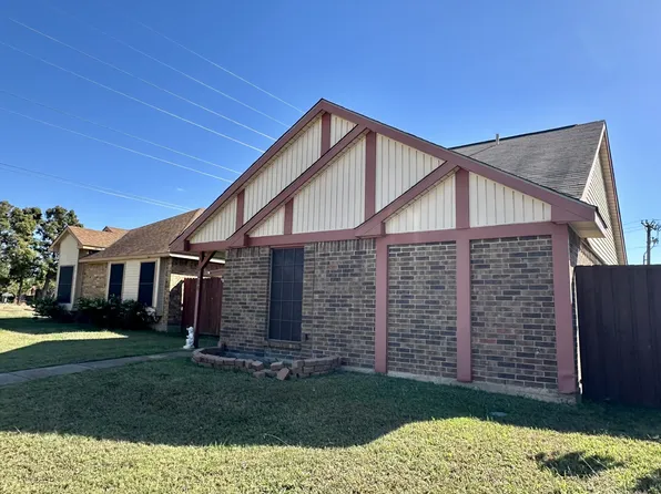 1624 Hackamore St, Mesquite, TX 75149