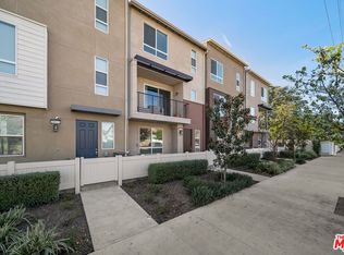 20623 Green Ash Ln, Winnetka, CA 91306