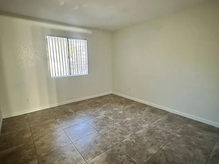 Cedar Creek Condominiums — Photo 74