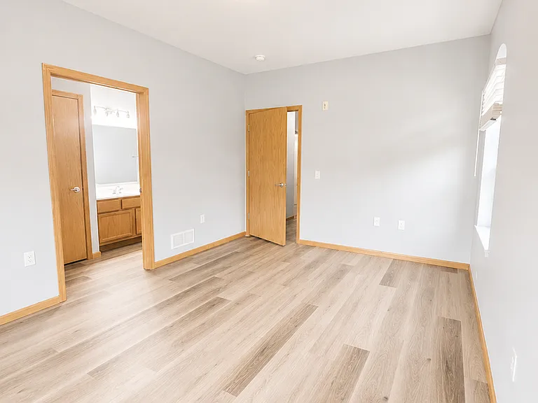 Stratford Place Luxury Apartments — Photo 27