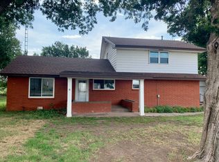 103 N Glenwood St, Ames, OK 73718