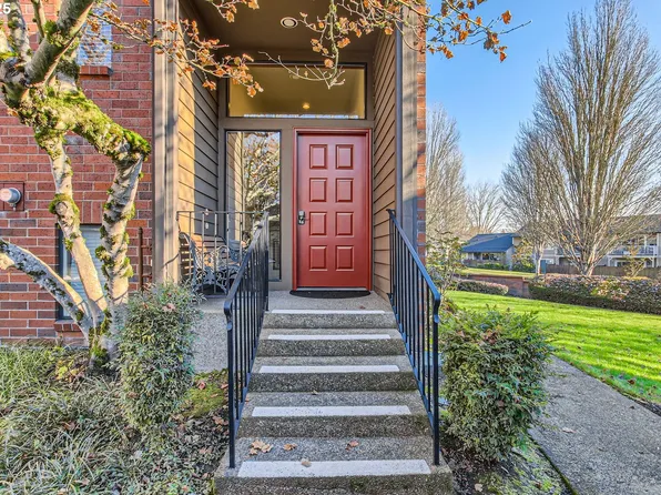 15655 SW 114th Ct Unit 10, Tigard, OR 97224