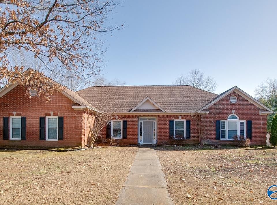 1st image of 3100 Pendelton Ct SE