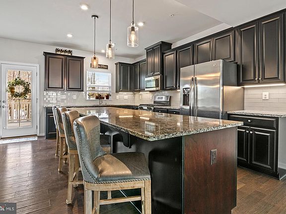 2nd image of 8249 Hickory Hollow Dr
