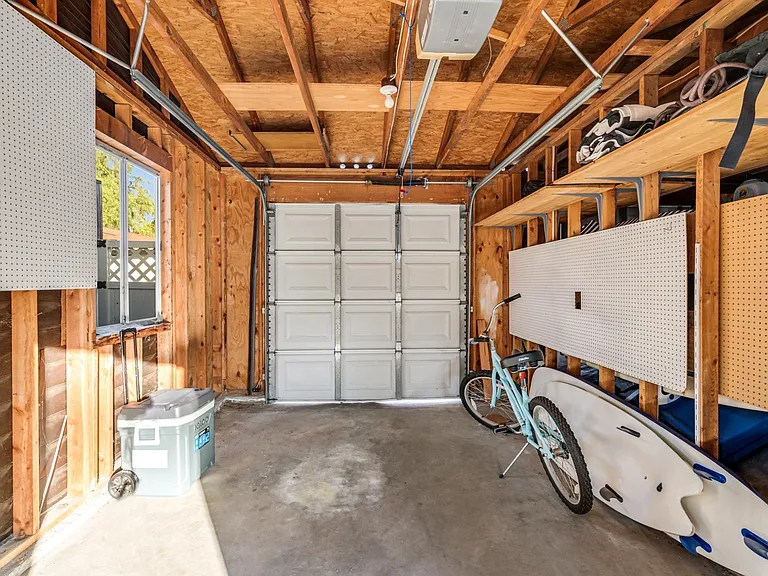 423 Pomona Ave — Photo 36