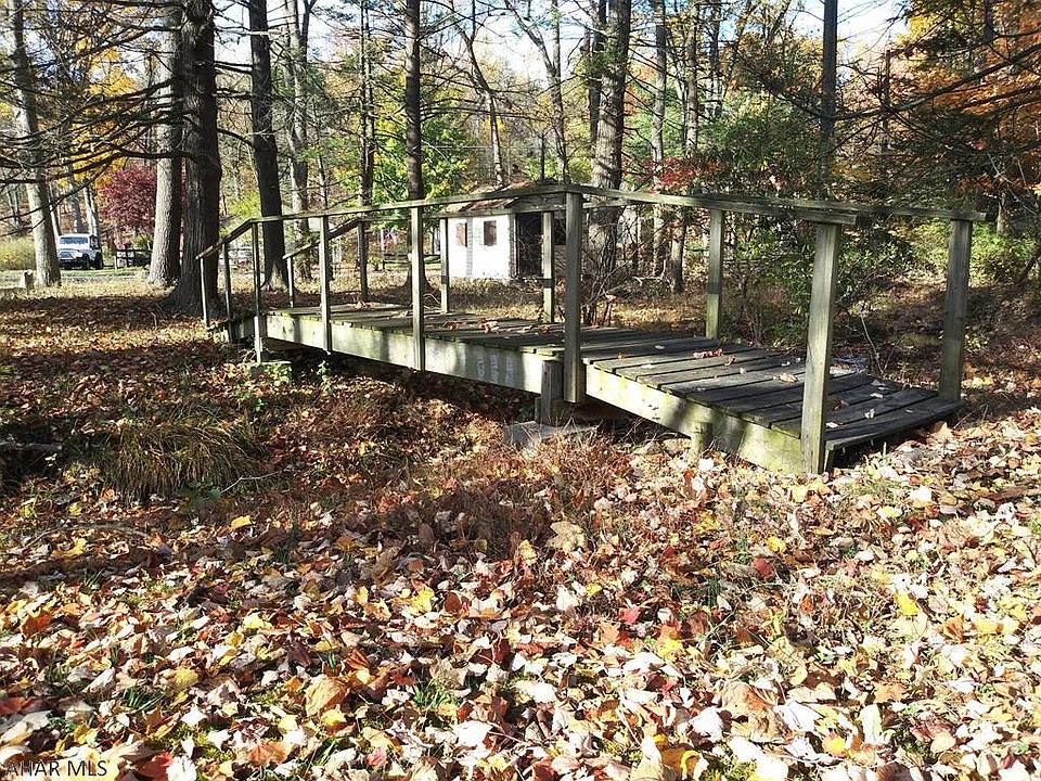 2nd image of 276 Sickles Corner Back Rd