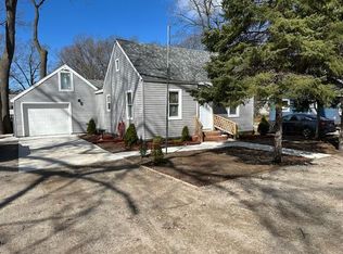 2963 Austin St, Norton Shores, MI
