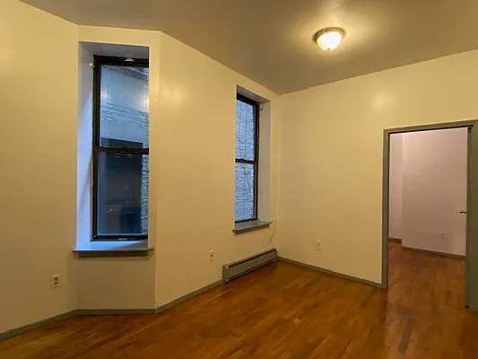 Rented by REAL New York | media 20