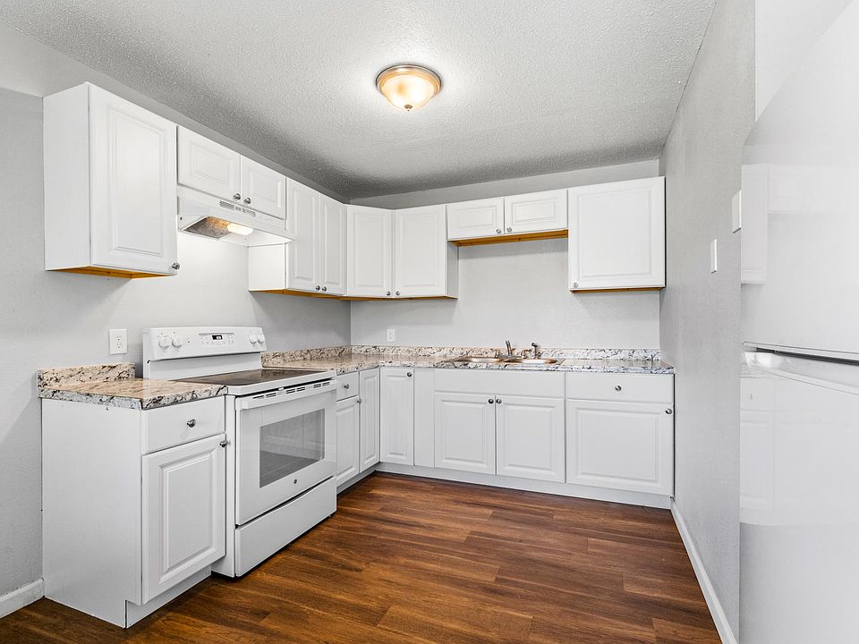 1st image of 5639 Lon Roberts Dr APT 4