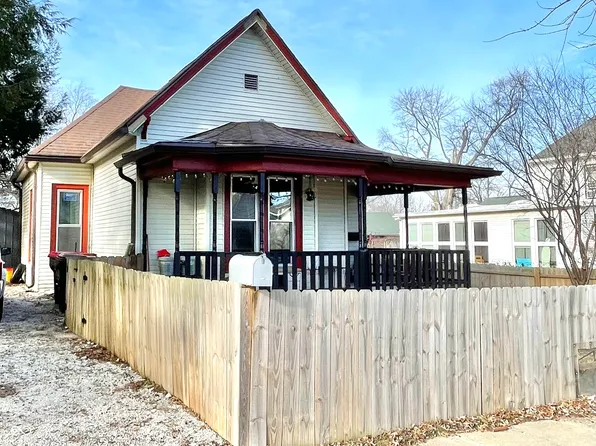 611 S Walnut St, Brazil, IN 47834