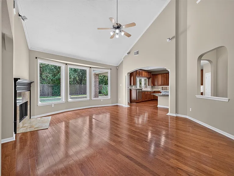 21327 Pennshore Ln — Photo 10