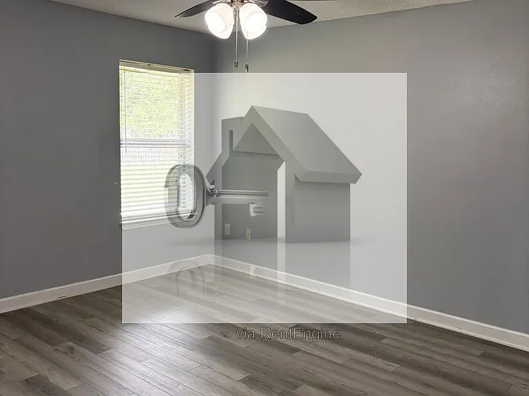 1068 Joaquin Rd — Photo 14