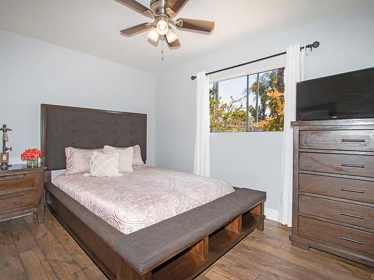 907 California St — Photo 22