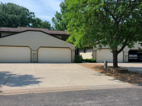 134 Jerry Liefert Dr, Monticello, MN 55362