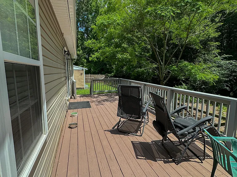 203 Saw Briar Ct — Photo 23