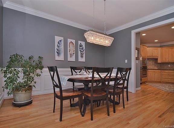 4th image of 7716 Garnkirk Dr