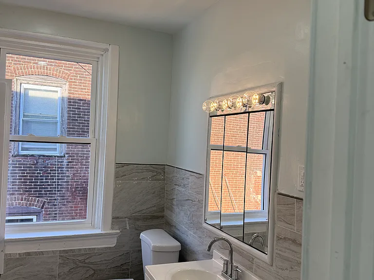 5719 N Park Ave #3 — Photo 8