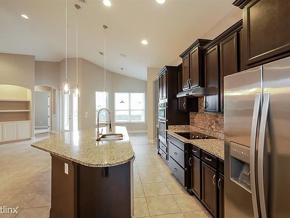 5th image of 189 Quail Creek Cir
