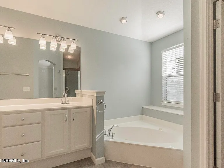 2891 Saint Maarten Ct — Photo 21