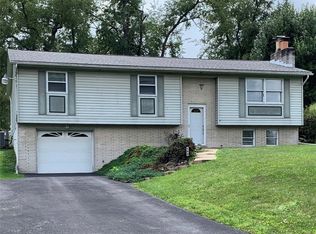 162 Valley View Dr, Kittanning, PA