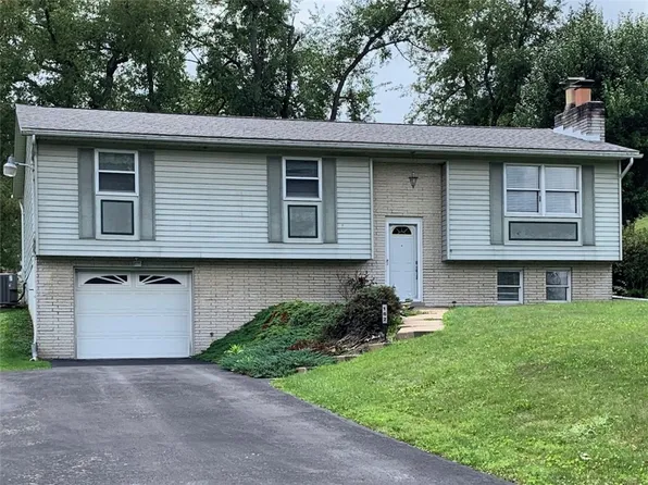 162 Valley View Dr, Kittanning, PA 16201