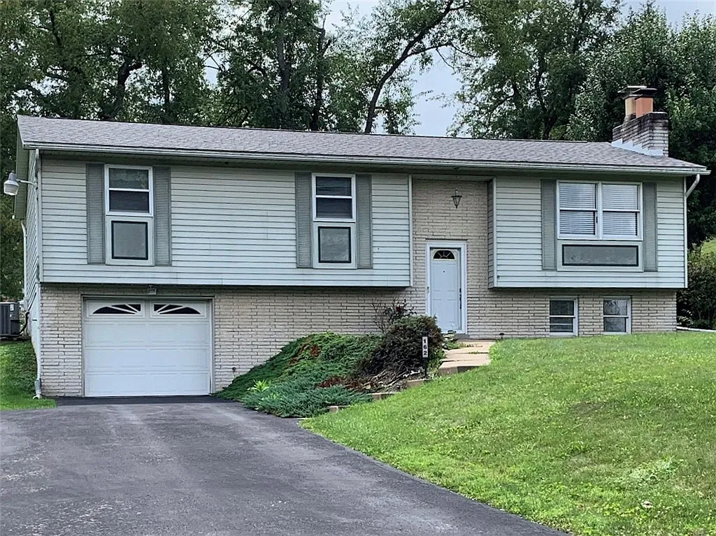 162 Valley View Dr photo 1