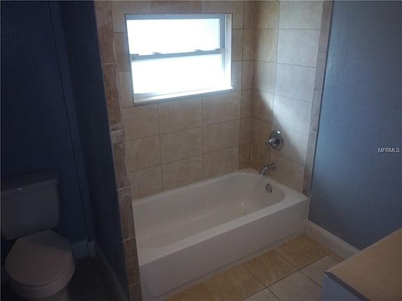 4th image of 1201 N Gordon St