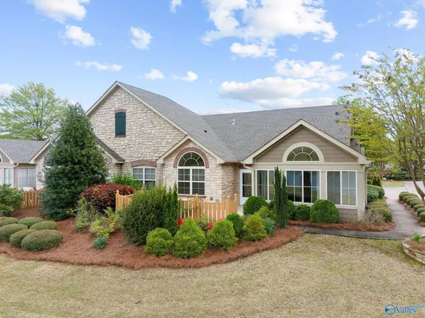 12 Laurel Ln #12, Brownsboro, AL 35741