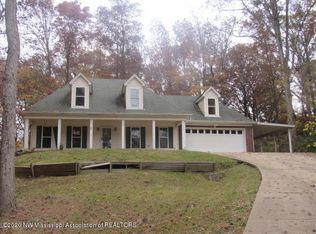 536 Thunderbird Dr N, Hernando, MS 38632