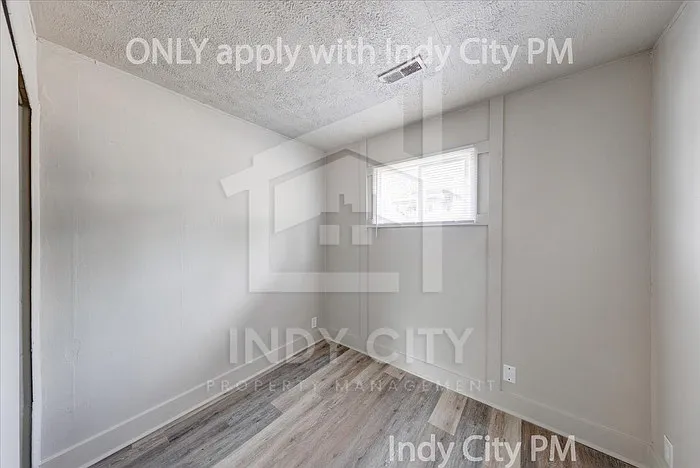 3209 E 26th St — Photo 18