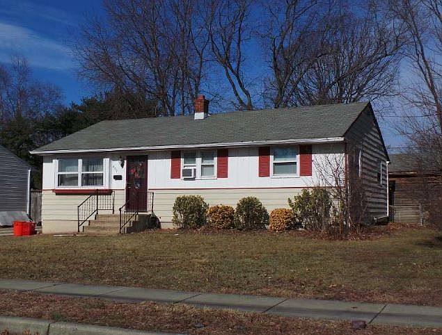 2nd image of 409 Hubbs Dr