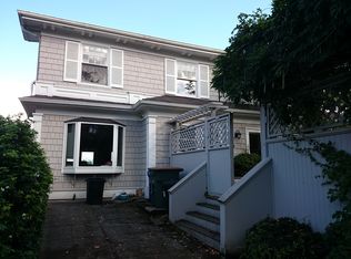 1122 23rd Ave E, Seattle, WA 98112