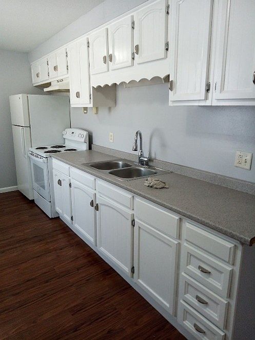 1st image of 150 Euclid Ave #1