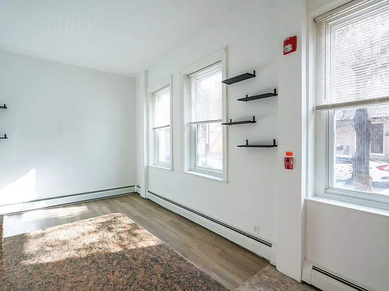 1349 Ellsworth St #1E — Photo 9
