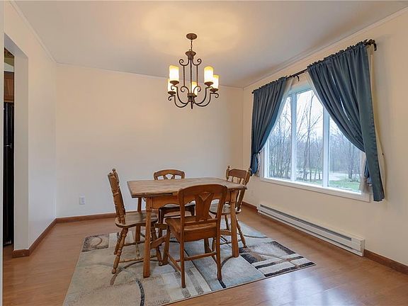 5th image of 13911 King Arthur Ct